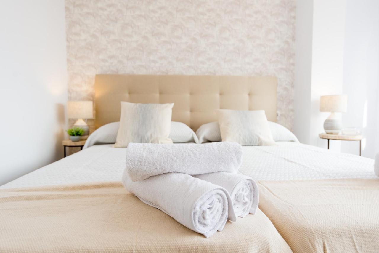 Urbe10 Angel Ganivet 2 Bedrooms Apartment Málaga Eksteriør billede