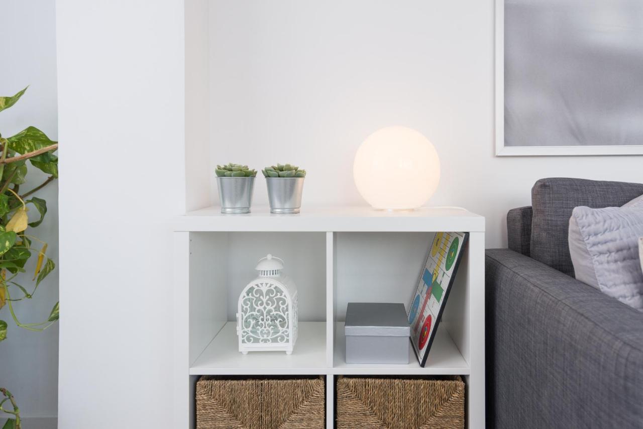 Urbe10 Angel Ganivet 2 Bedrooms Apartment Málaga Eksteriør billede